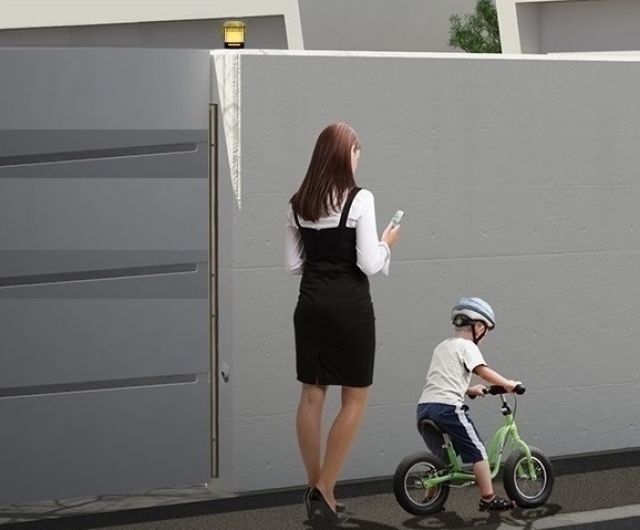 TRAGEDIA nel Napoletano. Cade Cancello per mancata manutenzione. Condannato a 10 anni per la morte del figlio.